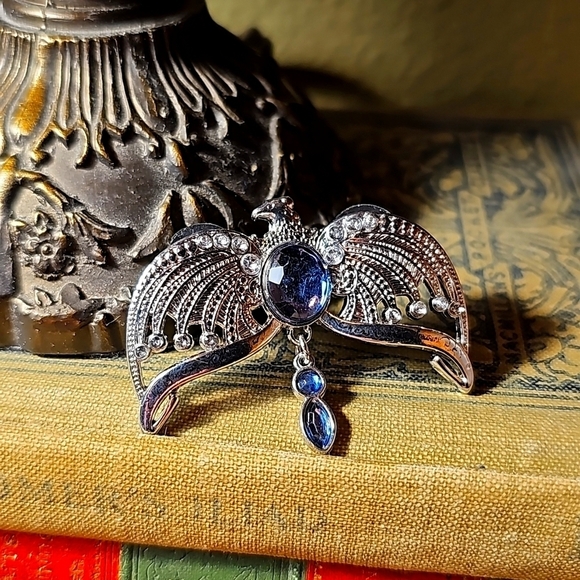 Silver Harry Potter Horcrux Diadem Pin - Picture 1 of 2